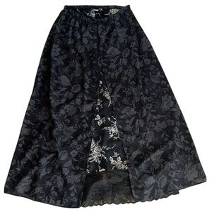 Water Colors Black Floral A-Line/ Maxi Double Layer Skirt Size Medium